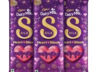 Silk Cadbury Dairy Milk Valentines Heart Blush Chocolate Bar, 150 grams (Pack of 3)