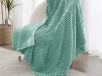 VAS COLLECTIONS Reversible Sherpa Fleece Throw Blanket Plush Flannel Throw, Ultra Soft Warm Ribbed Microfiber all season/ac blanket for Sofa Couch Bed, Luxury Thick Striped Blanket, Green, 220x230 CM,