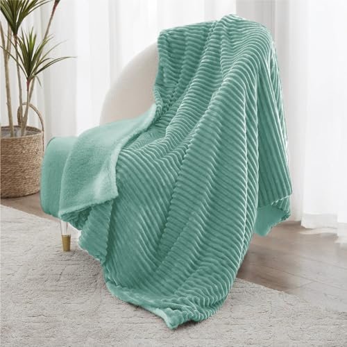 VAS COLLECTIONS Reversible Sherpa Fleece Throw Blanket Plush Flannel Throw, Ultra Soft Warm Ribbed Microfiber all season/ac blanket for Sofa Couch Bed, Luxury Thick Striped Blanket, Green, 220x230 CM,