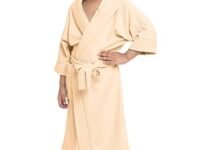 CREEVA Premium Melodious Unisex Hooded Children's Bathrobe - Cozy and Absorbent Robe with Adjustable Belt and Pocket for Kids Ages 14-15 Years (Peach)