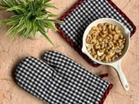 PIXEL HOME DECOR Oven Mitten (Oven Mitten with Pot Holder, White & Black)