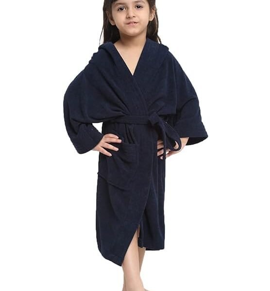 CREEVA Premium Melodious Unisex Hooded Children's Bathrobe - Cozy and Absorbent Robe with Adjustable Belt and Pocket for Kids Ages 6-7 Years (Navy Blue)