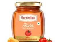 Sorrentina Pink Pasta & Pizza Sauce, 350 g | No Palm Oil and Artificial Colours | Italian Recipe | Italian Pink Pasta Sauce | Made with Tomatoes and Real Cheese | Loved by Kids