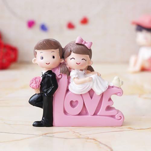 eCraftIndia Valentine Gift for Girlfriend Boyfriend | Love Cute Couple Statue Decorative Showpiece (Resin, Multicolor)| Valentine Day Gift for Husband Wife Her Him | Valentine Day Decoration Items