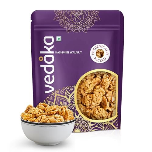 Amazon Brand - Vedaka Walnut Kernels | Kashmiri Walnut | 500 G | Walnut Without Shell | 100% Natural | Travel Snack | Indian Snack