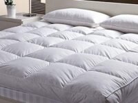 Jaipur Linen 3000 GSM King Size Finest Imported Super Microfiber Mattress Padding/Topper- White (72"X78"inch)