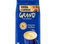 Tata Classic Instant Coffee, 200g Pouch, Chicory Mix With Strong Taste & Rich Aroma, With Flavour Locked Decoction Crystals
