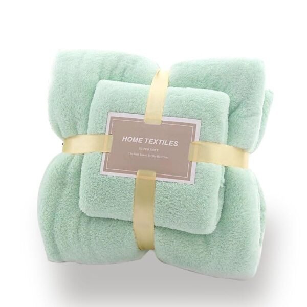 HomeCloud Ultra Soft 300 GSM Bath Towel Set | 3X Softer Than Cotton Towels | Highly Absorbent & Ultra Fast Dry | Perfect for Home, Pool, Spa & Gym |Set of 2 (1 Bath (140x70cm), 1 Face Towel (75x35cm)