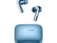 OnePlus Buds 3 TWS in Ear Earbuds with Upto 49dB Smart Adaptive Noise Cancellation,Hi-Res Sound Quality,Sliding Volume Control,10mins for 7Hours Fast Charging with Upto 44Hrs Playback (Splendid Blue)