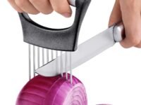 Hooipo Stainless Steel Onion Holder for Slicing and Storage of Onions Lemon Avocados Eggs and Other Vegetables Slicer and Can Be Used to Assist in Cutting Fish Meat Or Loosen Meat (Black)