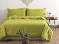 Ravaiyaa - Attitude is everything Solid/Plain Bedding Quilt Rajai Cover 100% Duvet Cover with 2 Pillow Cover Set (King, Neon Green)