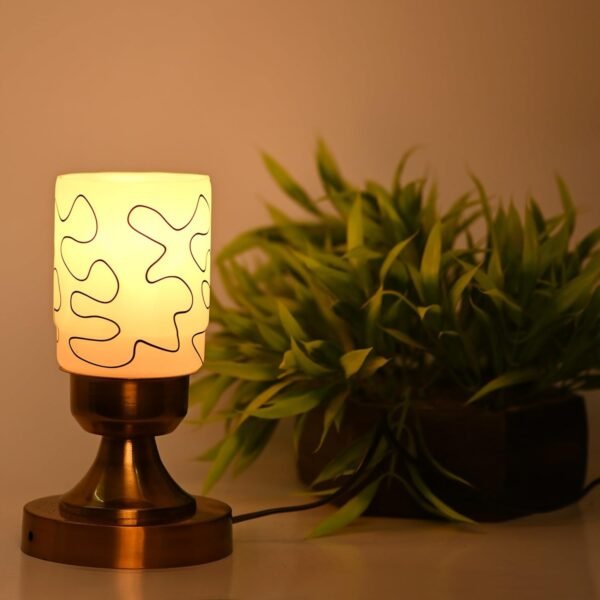 Artisanal Glass Table Lamp with Hand Decorated Glass Shade A Stylish Home Decor Accent, Pack of 1, 12 X 12 X 14 Cm.