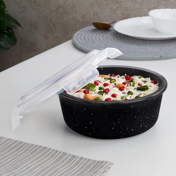 Borosil 620 ml Pebble Black Food Storage Container with Air Tight Lid | Round Shape Borosilicate Glass Organiser | Microwave & Dishwasher Safe | For Fridge, Kitchen Storage