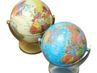 Premium 4-Inch Rotating Glass Globe with Metallic Stand, Educational Desktop World Map for Home and Office Decor, 20cm Height (Blue/Gold).