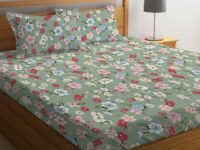 LOOMLYFE 300 TC Cotton Feel Glace Cotton Elastic Fitted Printed King Size Double Bed Bedsheet with 2 Pillow Covers Fits Upto 8 inches Mattress, Size- 72X78 Inches, GreenRedFlower