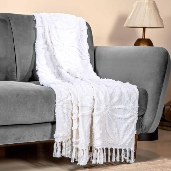 Anko Australia Cotton, Polyester & Viscose 400 GSM Throw with Fringes | Decorative Blanket for Couch, Sofa & Bed | White | Raised Diamond Pattern | 152 Cm (L) x 127 Cm (W) (1 Pc)