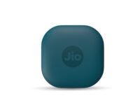 JioTag Air for iOS (Blue) Worldwide Tracker, Pair with Apple Find My app for keys, luggage, bikes, purses etc. inside & outside Bluetooth range, No SIM/subscriptions required, 1+1 year battery, 120 dB