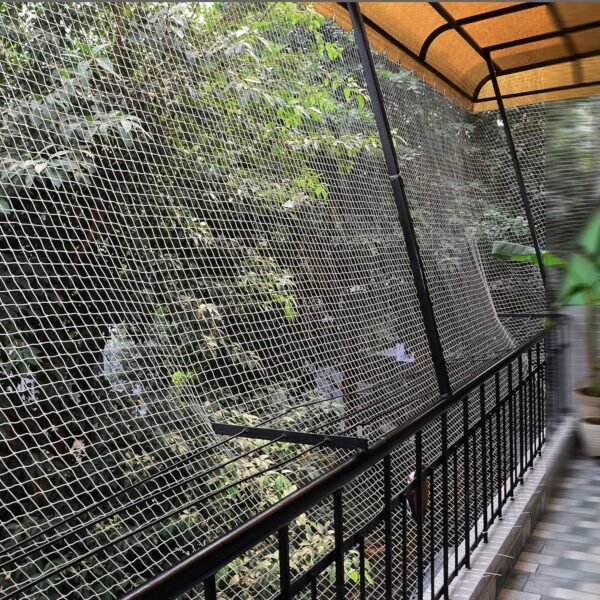EasyShoppingBazaar Bird Net/Pigeon Net/Anti Bird Net UV Stabilized HDPE (with Clips & Tying Ropes) White 15Ply - 5 x 40 Ft