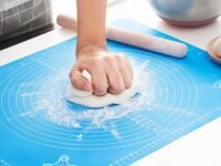 Zollyss 50 * 40cm Silicone Baking Mat Cooking Plate Table Cake Fondant Dough Rolling Kneading Mat Baking Mat with Scale Grill Pad Tools - Multicolor