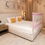 Kids Station 1 Side Basic Bed Rail Guard (5ft x 2.6ft / 160cm x 80cm), Bed Railing for Baby Safety, Kids Toddler Bed Protector Side Walls, Adjustable Height, Portable & Foldable (Pink)