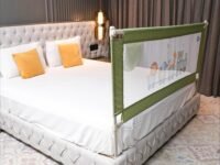 Kids Station Bed Rail for Safety (6.6ft x 2.6ft), 200cm x 80cm, Baby Safety, Adjustable Height, Foldable Safeguard for Baby Proofing King Size Bed (6'6", 1 Side, Green, with Pocket)