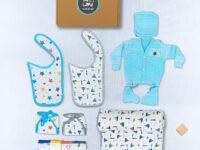 TINYLANE Newborn Baby Winter Gift Set (13 Pcs) for 0–3 Months | Essential Infant Clothing Kit with Quilted Blanket, Sweater, Cap, Booties, Bibs, Washcloths & Nappies | Baby Winter Gift Pack