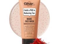Ghar Soaps De-Tan Face Wash | For Tan Reducing, Brightening & Glowing Skin | With Sandalwood, Saffron, Coconut Oil & Goat milk | For All Skin Types | 100ml (Pack of 1)